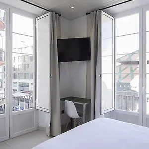 ** Hotell The Lights Spanien