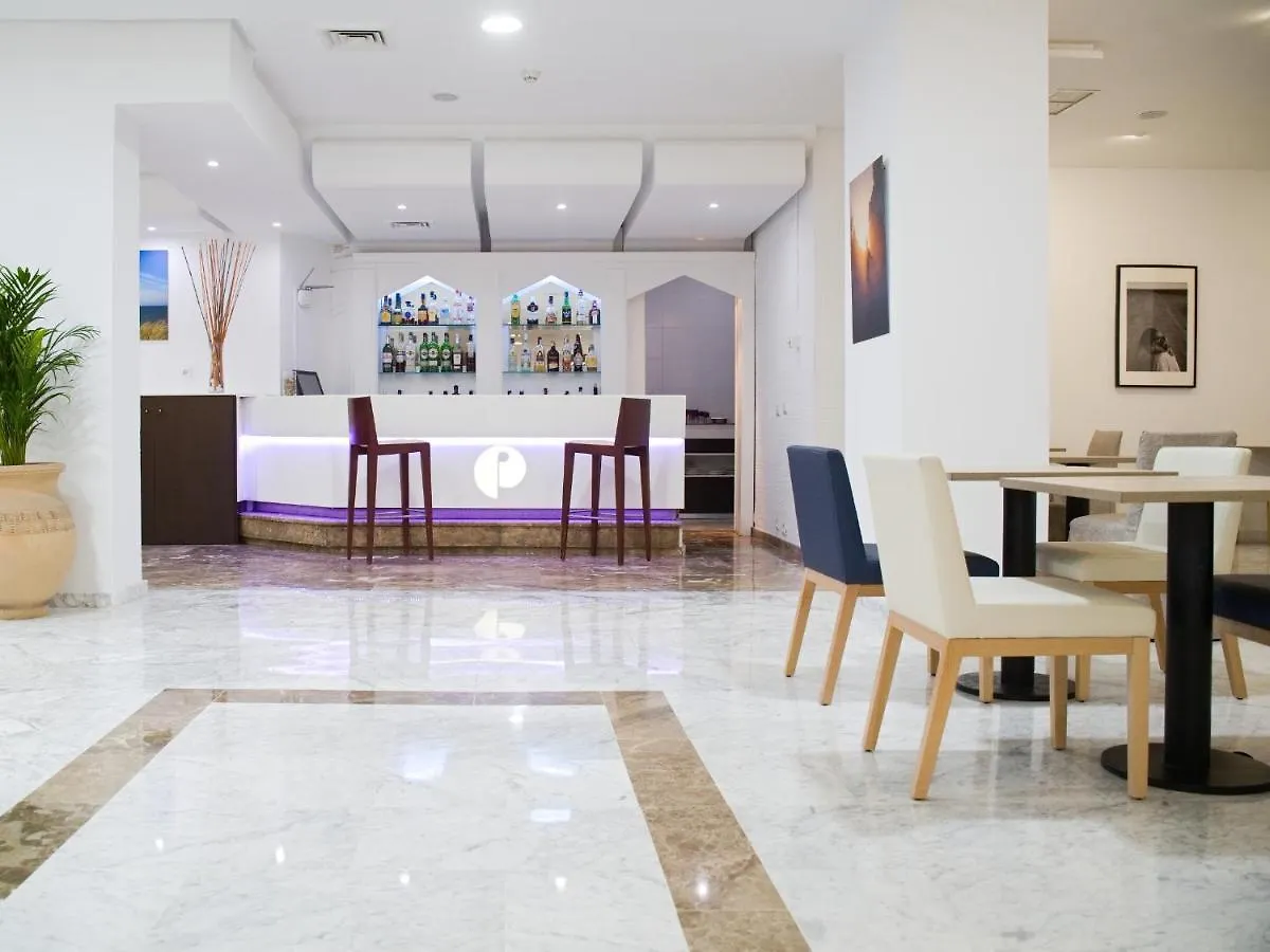 Hotel Pasarela Sevilla 4*,