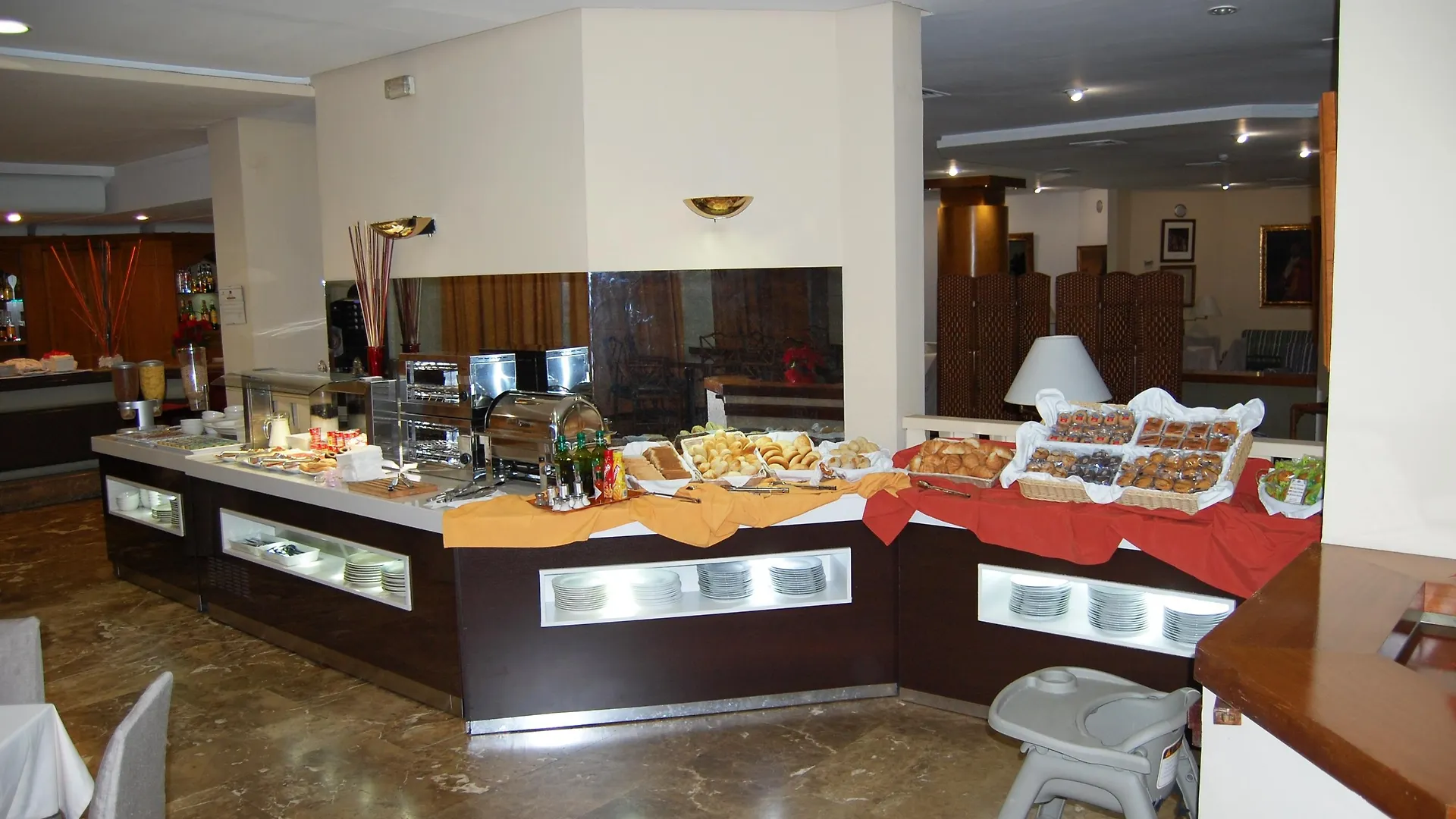 ****  Hotel Pasarela Sevilla España