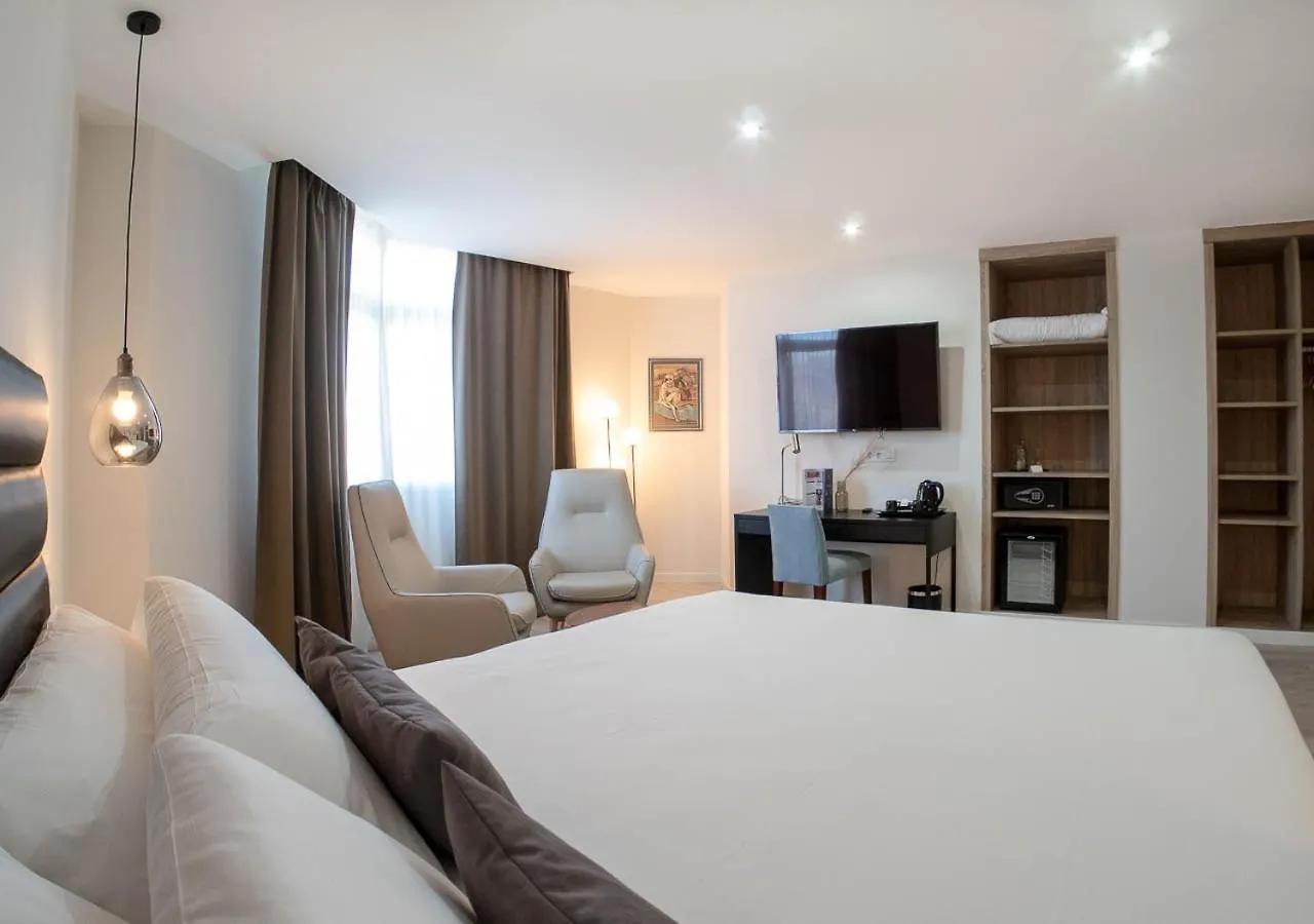 Hotel Pasarela Sevilla