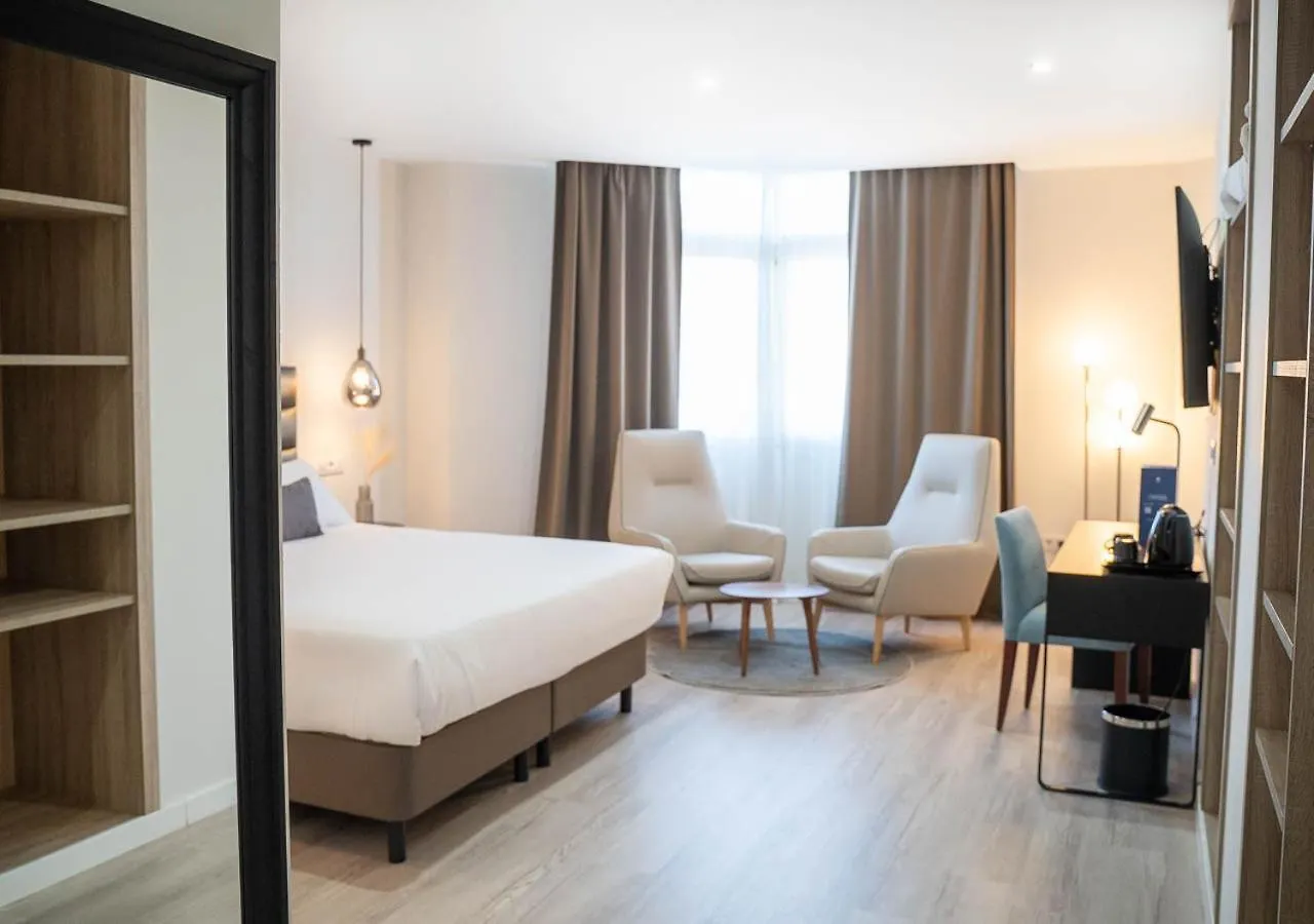 Hotel Pasarela Sevilla