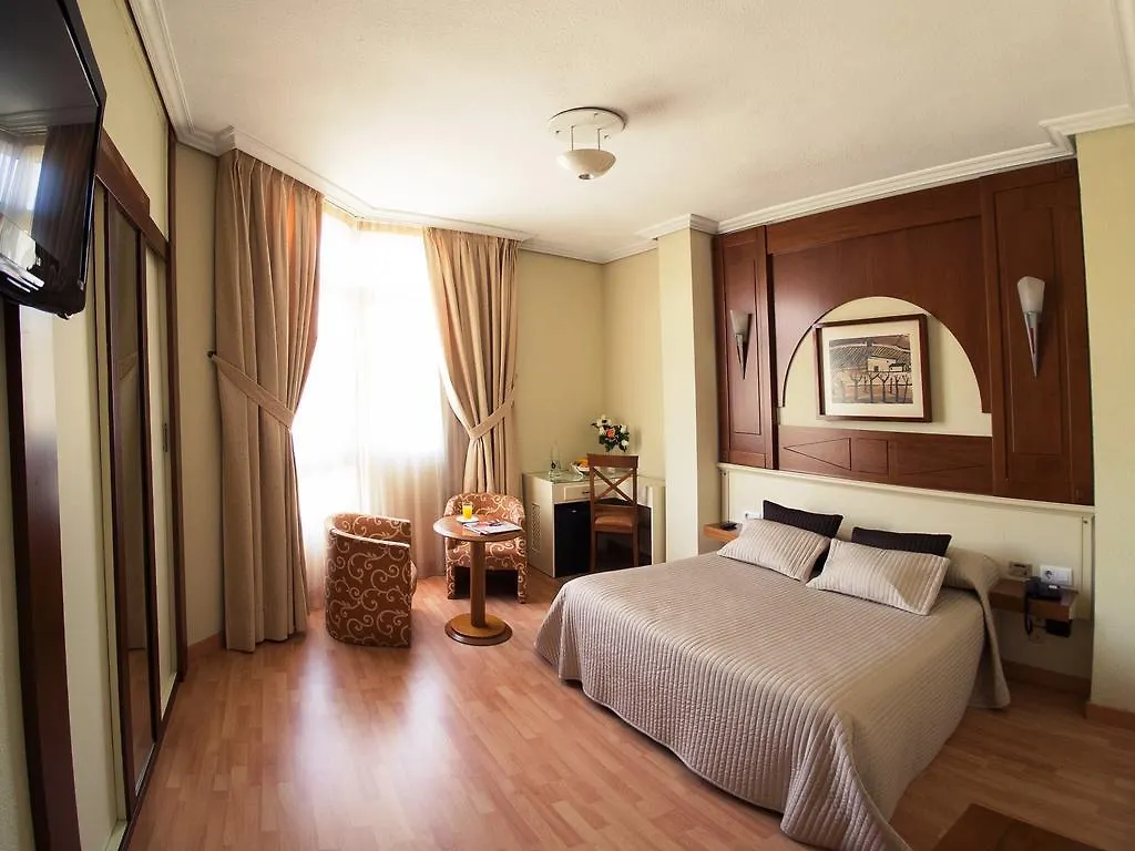 Hotel Pasarela Sevilla